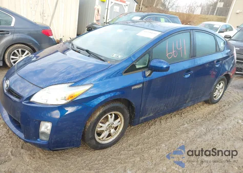 2010 Toyota Prius Iii z USA, uszkodzony, nr VIN JTDKN3DU0A0033378
